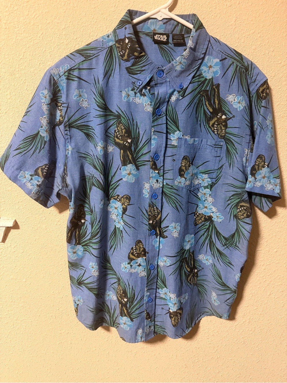 Star Wars Shirt Mens M Blue Chewy Chewbacca Floral Hawaiian Button Up Disney